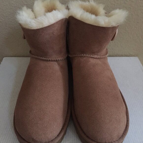 UGG MINI Bailey Button II CHESTNUT water resistant boots - Picture 3 of 5